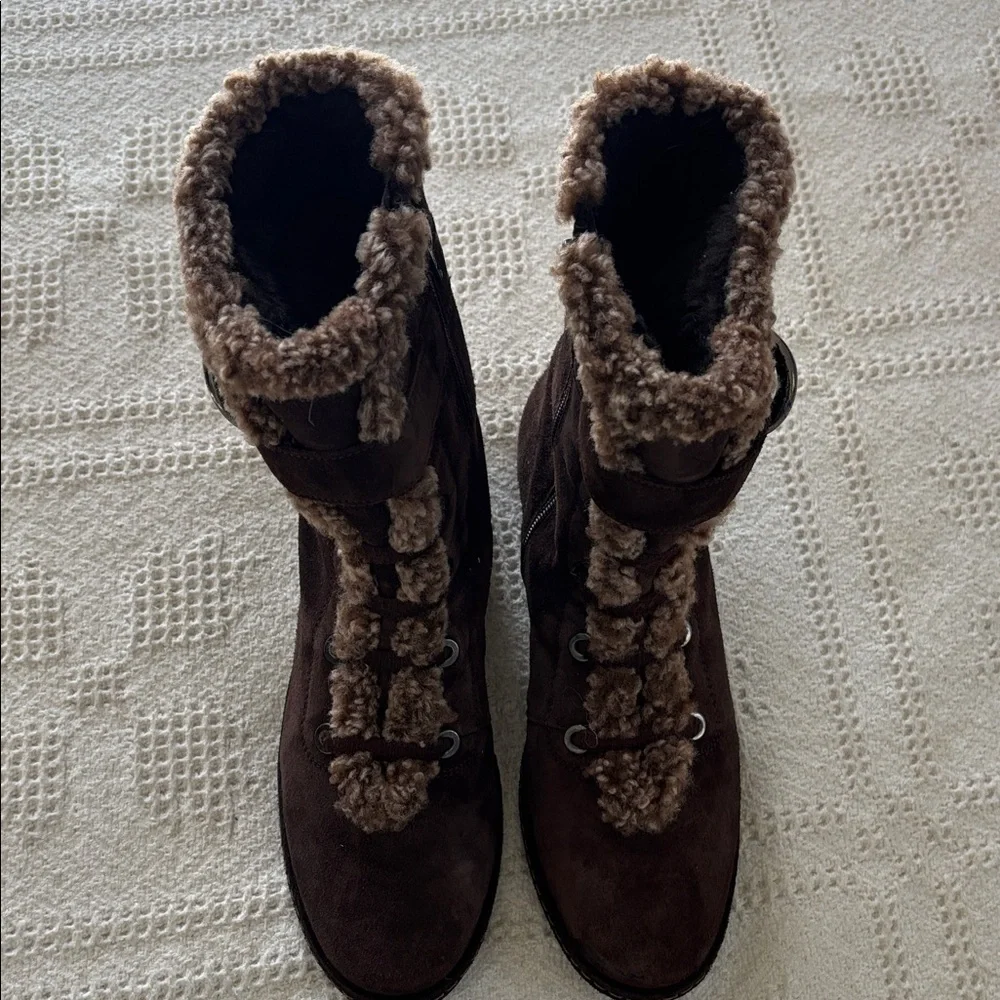 Stuart Weitzman ankle lace up faux shearling‎ fur fleece Suede winter boots Sz 8